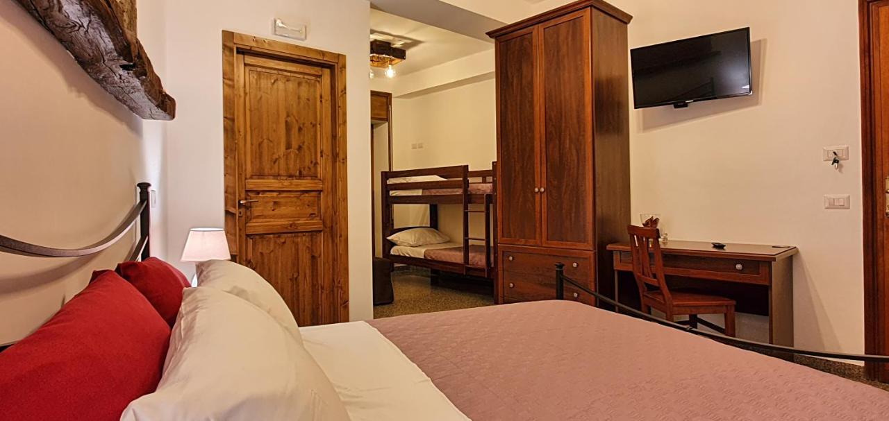 Il Covo Dei Re Bed & Breakfast Fiumedinisi Eksteriør bilde